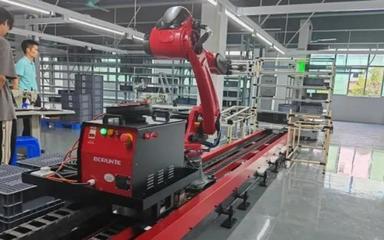 全國首個！花都區新型工業化數字服務中心投入運行，智能機器人銷售成亮點